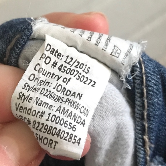 Vintage Gloria Vanderbilt Women’s Denim jeans Dark wash Straight leg Sz 8P - Picture 8 of 9